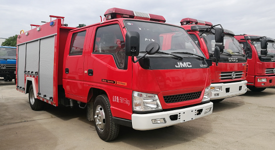 江鈴3噸水罐消防車